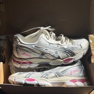 ASICS gel nyc Cream and Pink Running Shoes